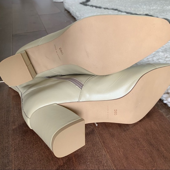 Doratore Appia Beige Ankle Boots - Picture 7 of 12